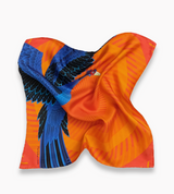 Orange mini-scarf med blå fågel fenix, något twistad